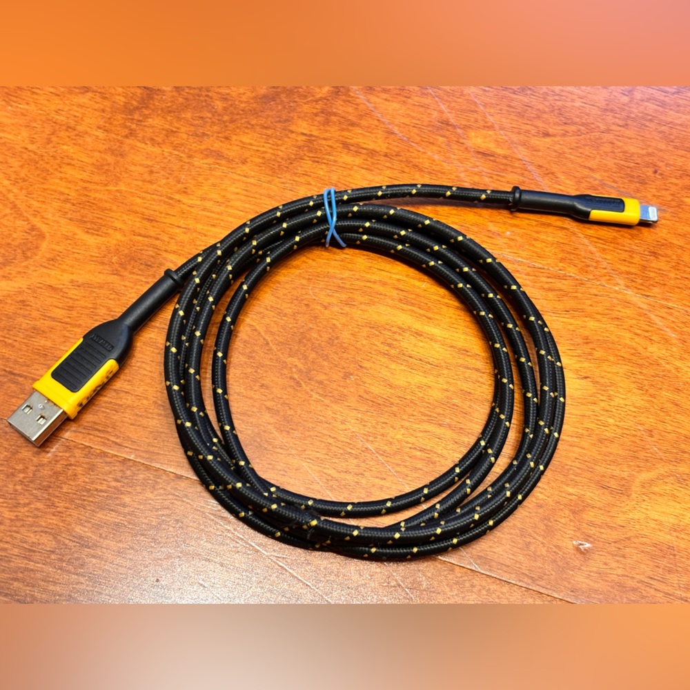 iPhone specific 6 foot charging cable by DeWalt